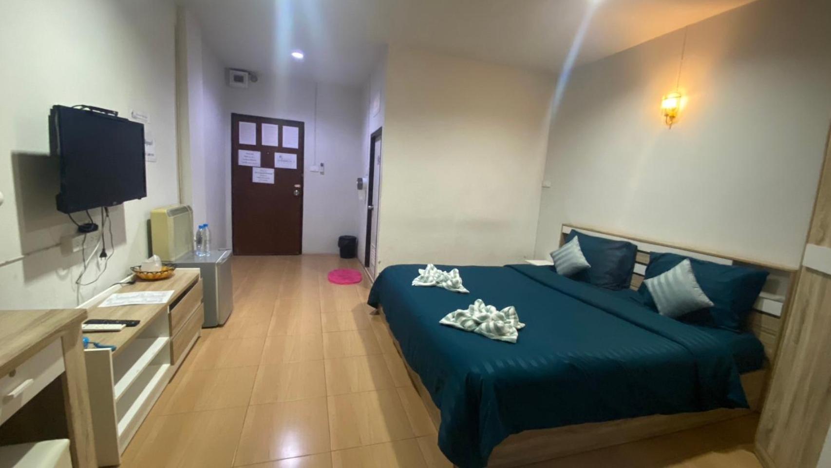 Alongkorn Hotel By Sb Samut Songkhram Екстериор снимка