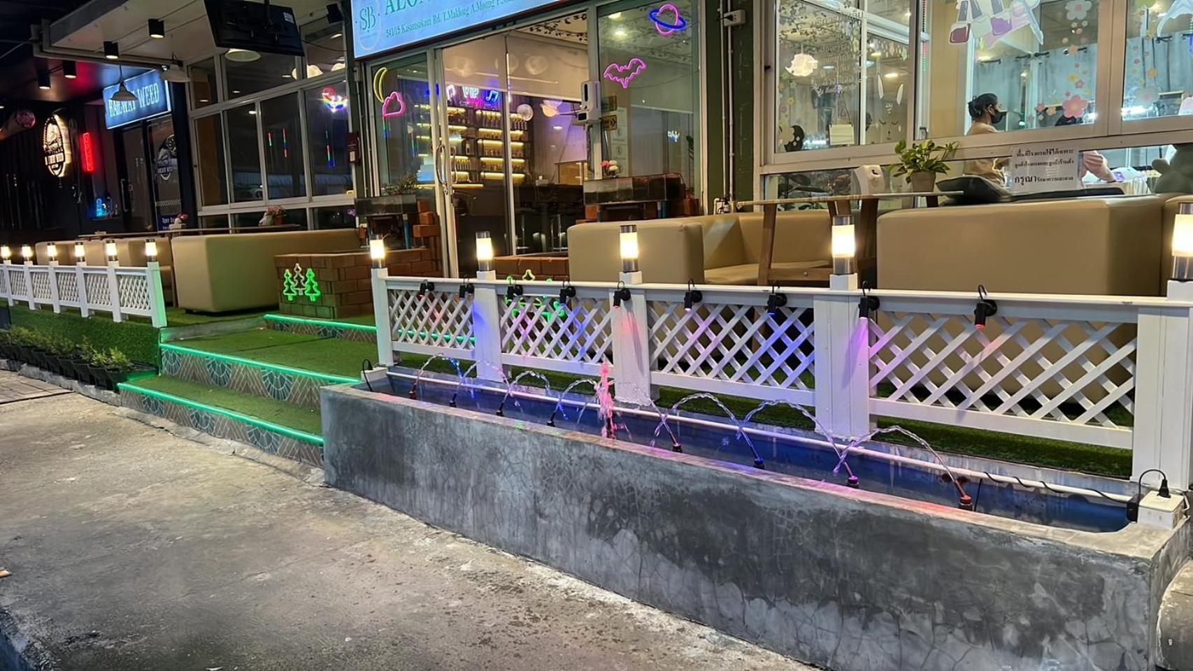 Alongkorn Hotel By Sb Samut Songkhram Екстериор снимка